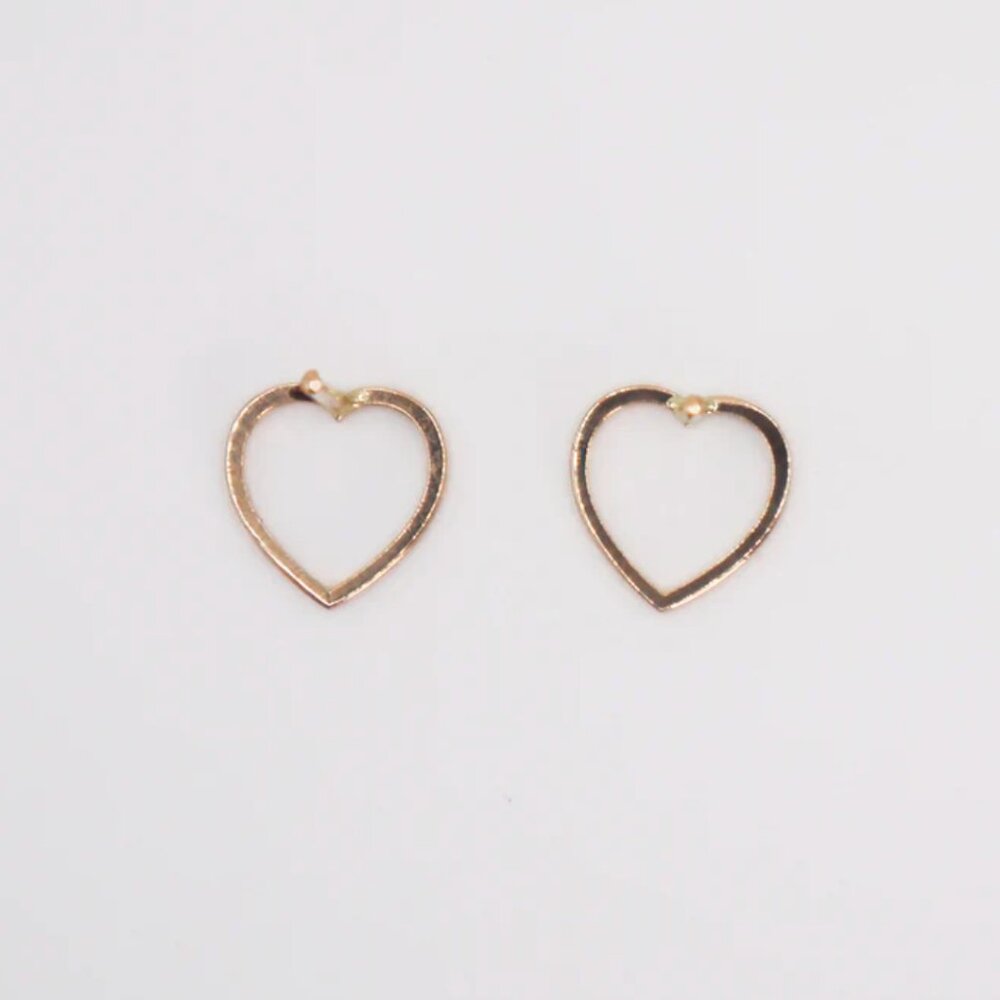 18k Yellow Gold Heart Earrings - Picture 4 of 4